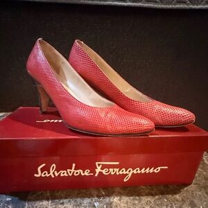 Salvatore Ferragamo. Vintage 1980’s Red Snakeskin Heels. Size 7 AAA.